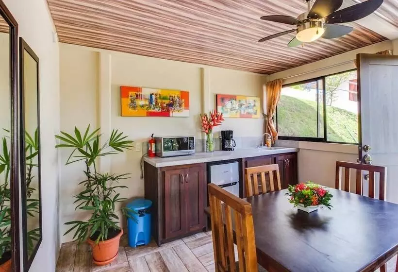 Majatalo Valley Of Dreams Eco Lodge Room