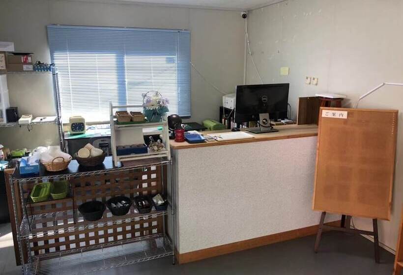 Sakahijiri Hotel In Futtsu