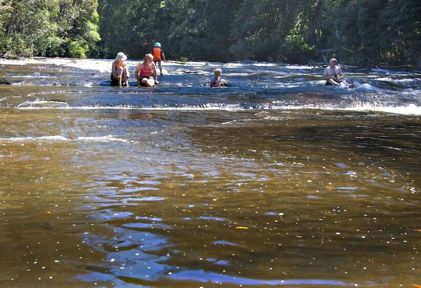 Tyenna River Cottage