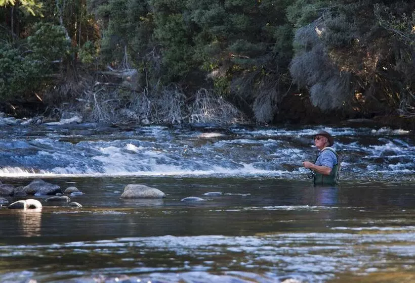 Tyenna River Cottage