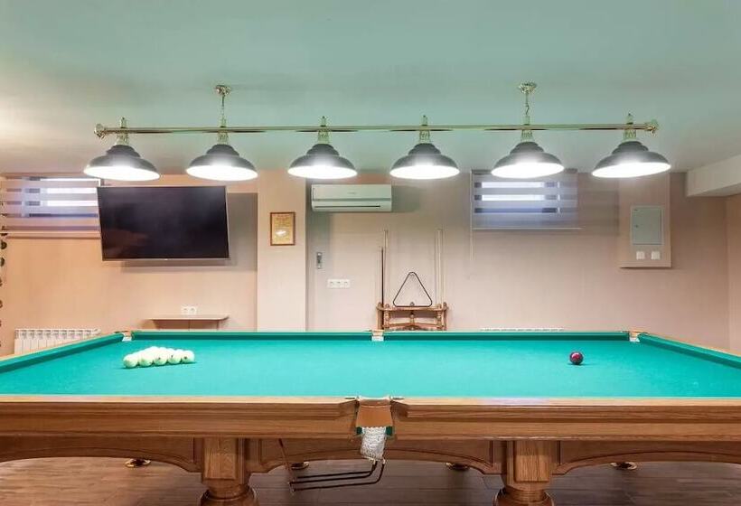 בית מלון כפרי Marton Palace