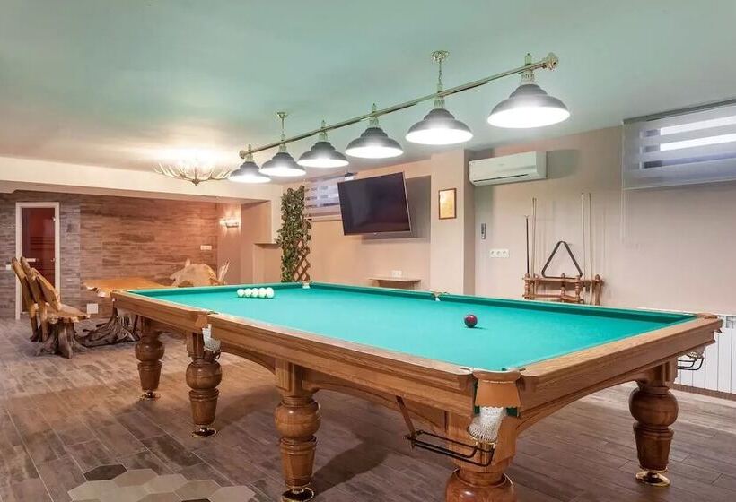 בית מלון כפרי Marton Palace