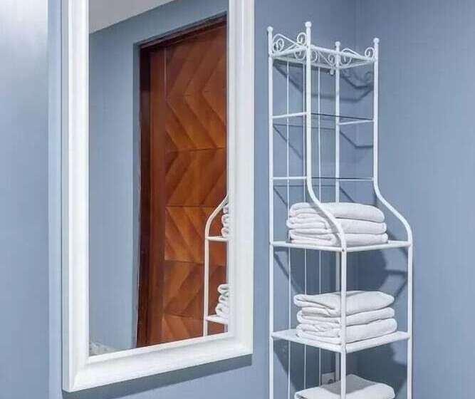 בית מלון כפרי Marton Palace