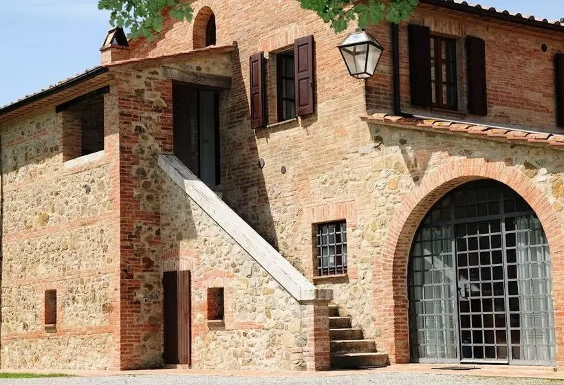 Maaseutuhotelli Agriturismo Chieteno