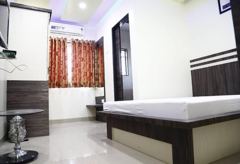 Hotel Shri Niwas Executive
