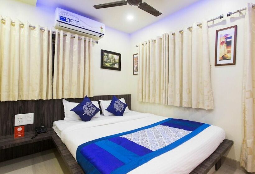 Hotel Shri Niwas Executive