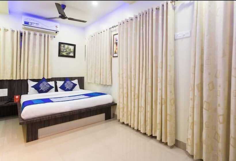 Hotel Shri Niwas Executive