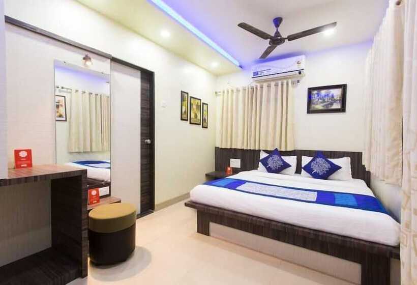 Hotel Shri Niwas Executive