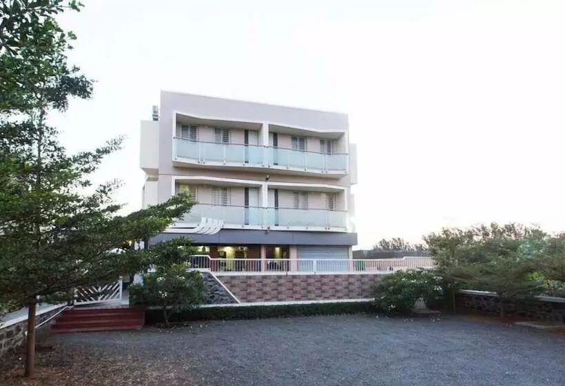 ホテル Shri Niwas Executive