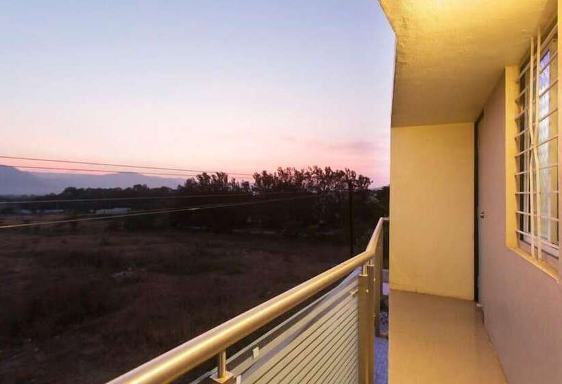 Hotel Shri Niwas Executive