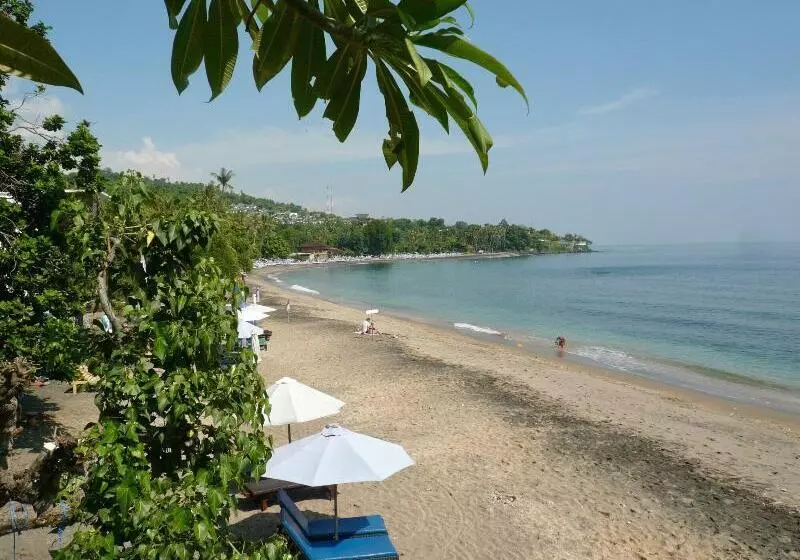 Hotelli Vienna Beach Resort