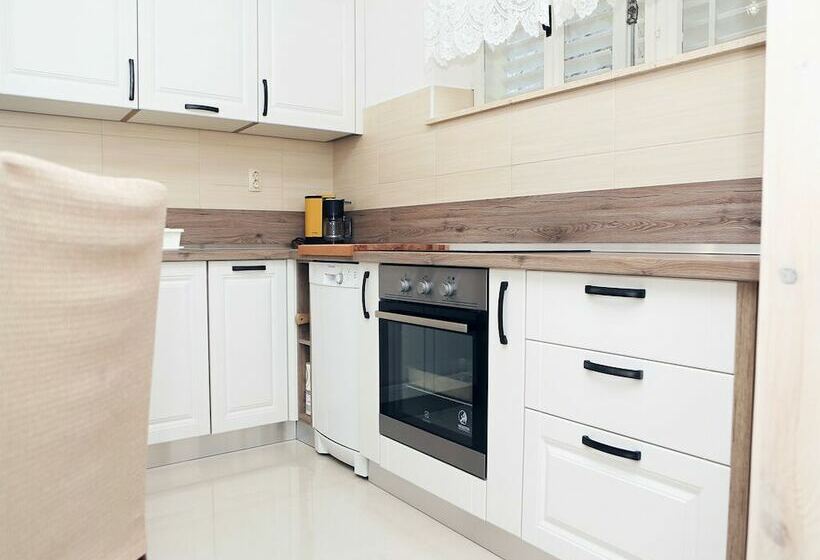 פנסיון Guest House Palm Street