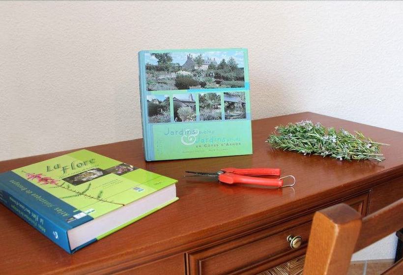 Rhodogîtes Du Goëlo Callune