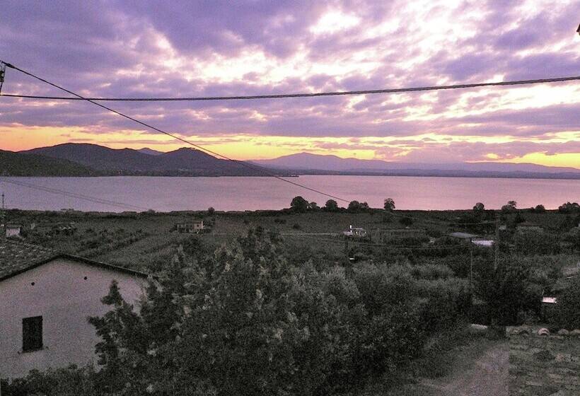 Rustic Cottage In Magione With Garden