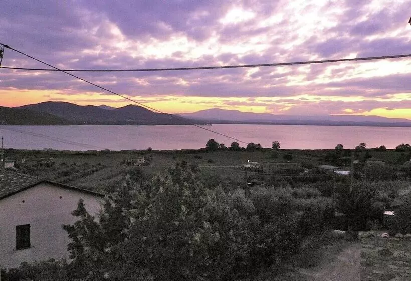 Rustic Cottage In Magione With Garden