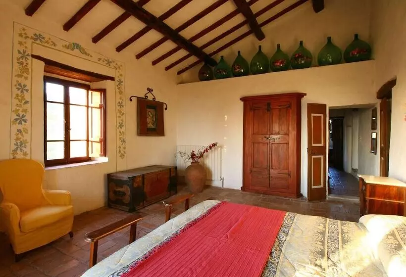 Rustic Cottage In Magione With Garden