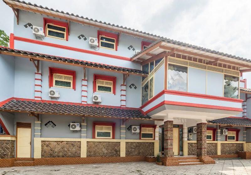 هاستل Oyo 1285 Wisma Marliando