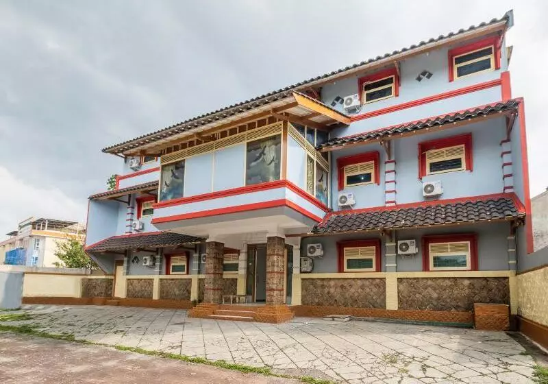 هاستل Oyo 1285 Wisma Marliando