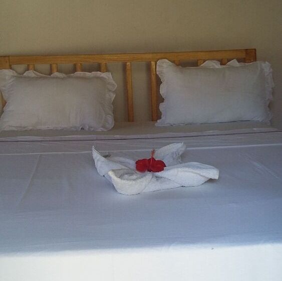 مبيت وإفطار Ukerewe Garden View Bungalow At Bwiru Village Homestay