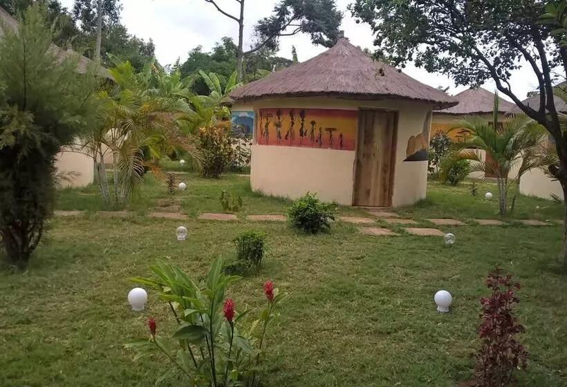 ベッドアンドブレックファースト Ukerewe Garden View Bungalow At Bwiru Village Homestay