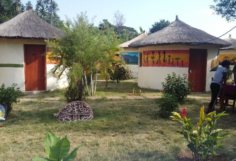 مبيت وإفطار Ukerewe Garden View Bungalow At Bwiru Village Homestay