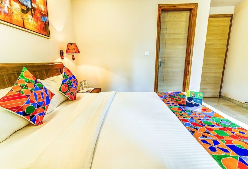 Fabhotel Veera Strand Park