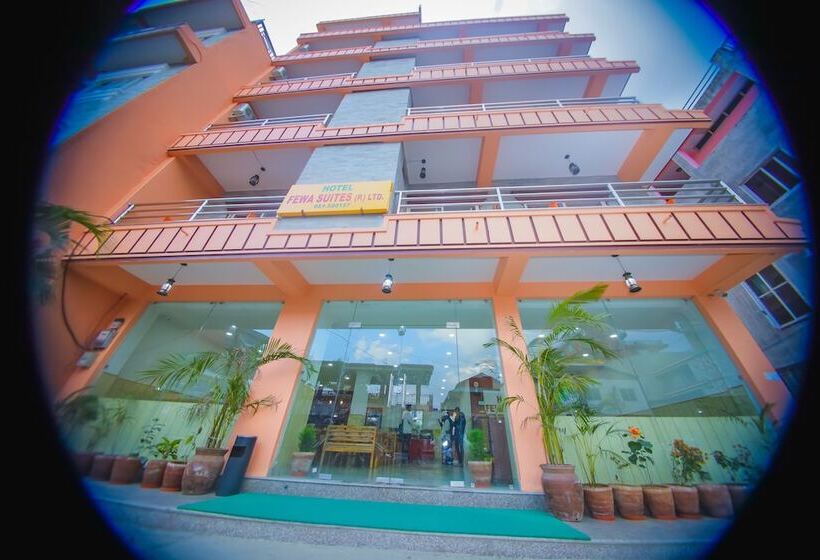 هتل Fewa Suites