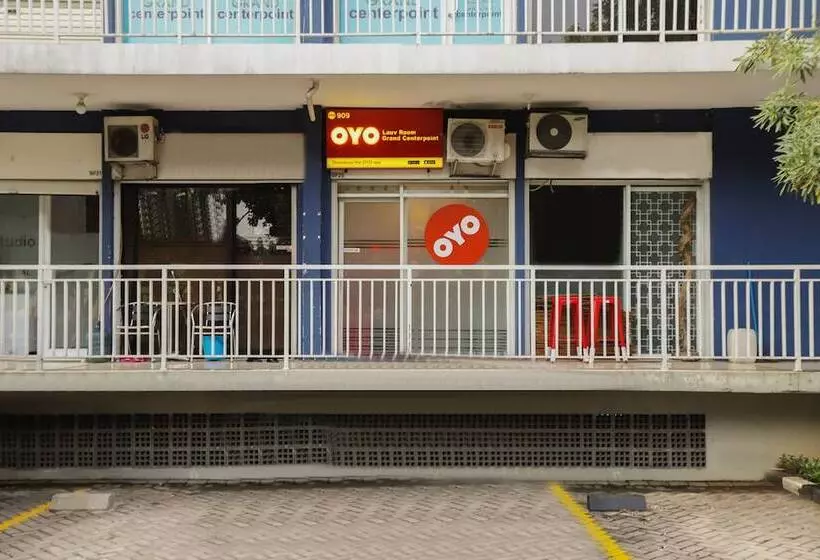 ホテル Oyo 2103 Lauv Room 2 Grand Centerpoint