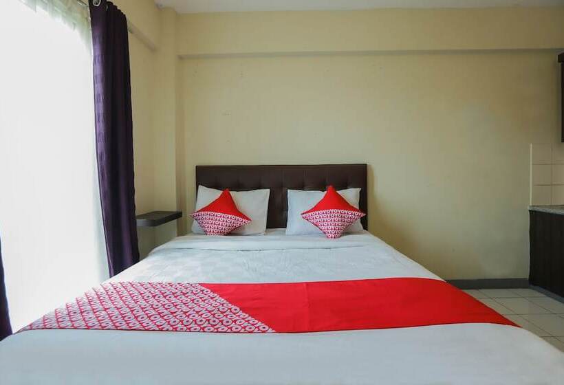 בית מלון כפרי Oyo 2103 Lauv Room 2 Grand Centerpoint