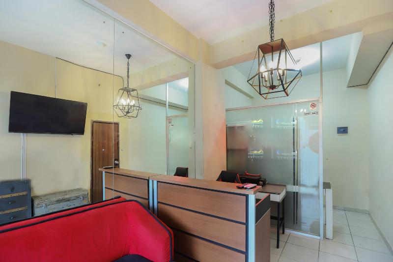 בית מלון כפרי Oyo 2103 Lauv Room 2 Grand Centerpoint