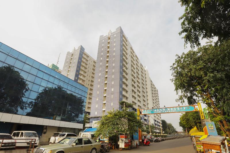 בית מלון כפרי Oyo 2103 Lauv Room 2 Grand Centerpoint