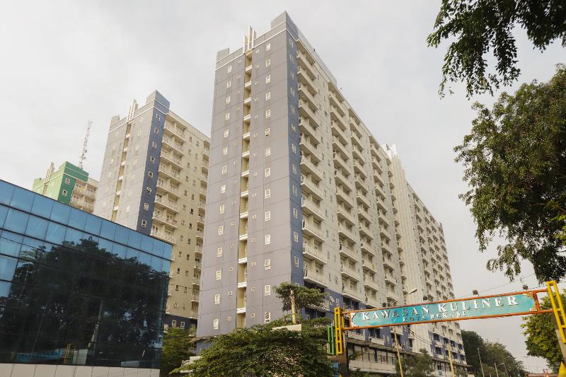 בית מלון כפרי Oyo 2103 Lauv Room 2 Grand Centerpoint