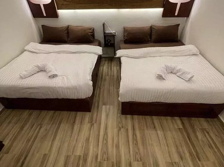 هتل Sahara Pyramids Inn