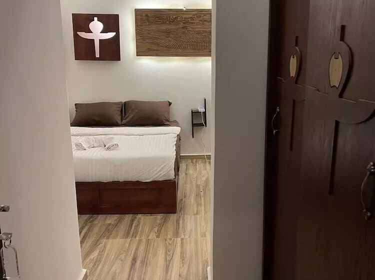 هتل Sahara Pyramids Inn