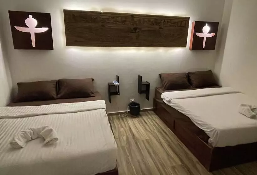 هتل Sahara Pyramids Inn