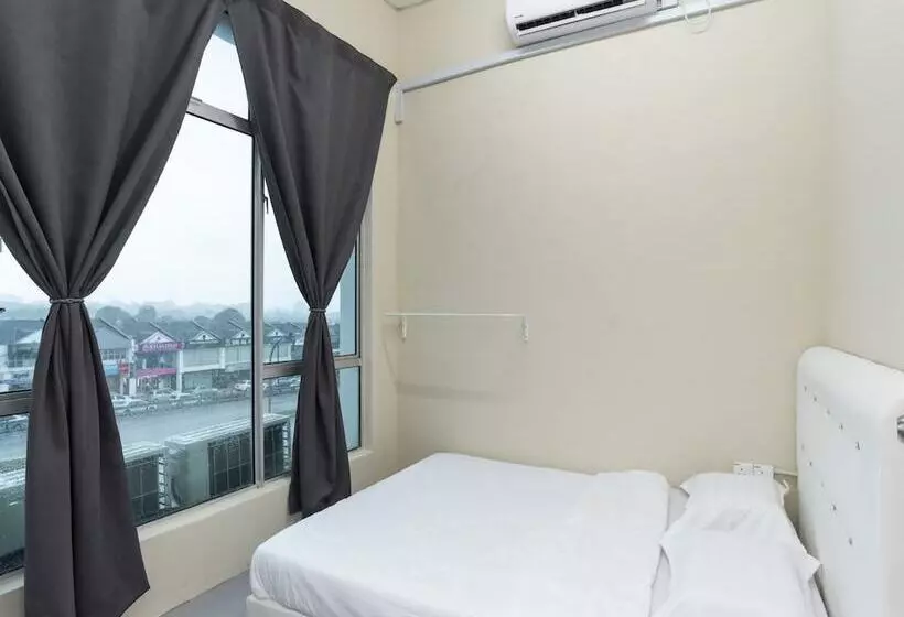 هتل Spot On 89757 The Rooms Jb