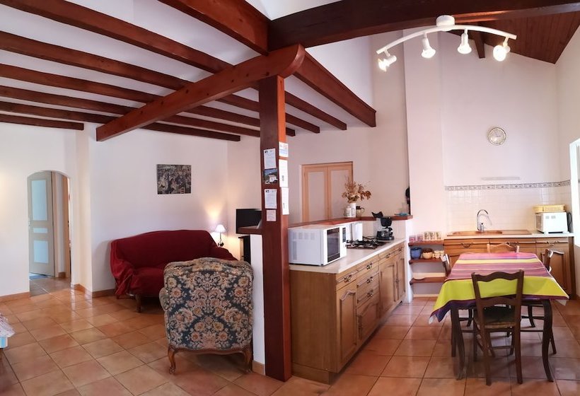 Maison Monet Terrasse Et Petit Jardin