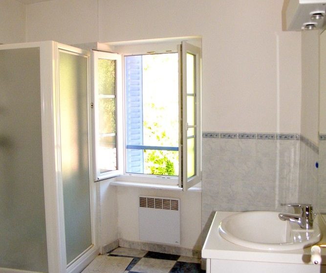 Maison Monet Terrasse Et Petit Jardin