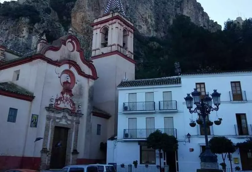 پانسیون Apartamentos Mirador En La Plaza De Zahara