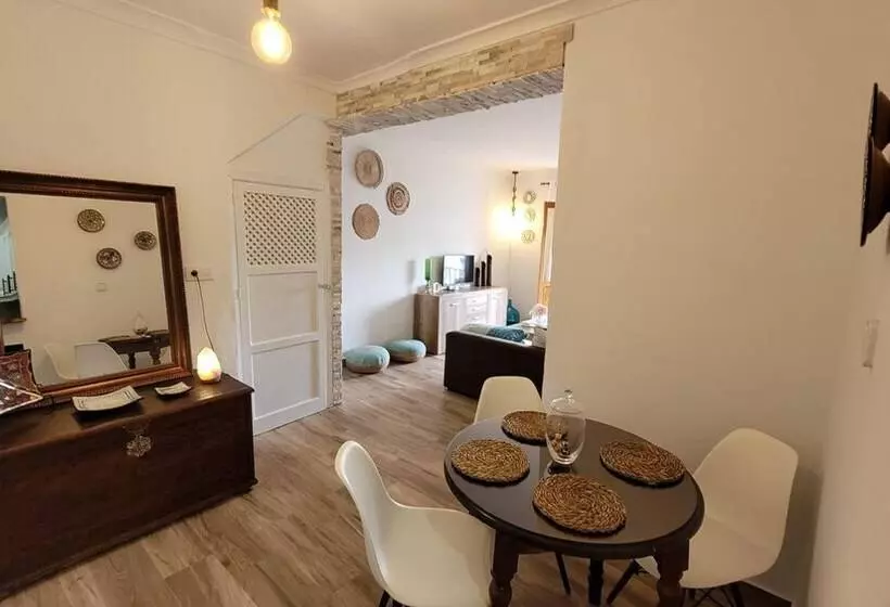 پانسیون Apartamentos Mirador En La Plaza De Zahara