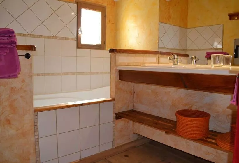 Majatalo Chambres D Hôtes Maison De La Vigne