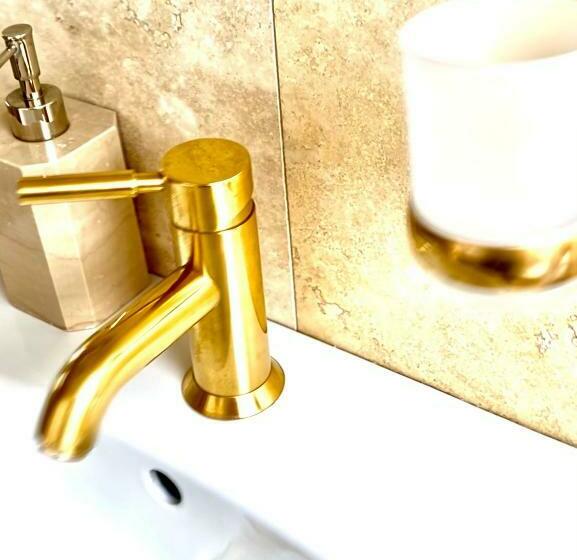 Pensão Coastal View House