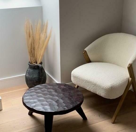 Pensão Coastal View House