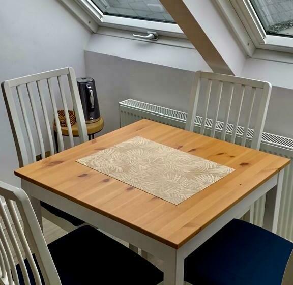 Pensão Coastal View House