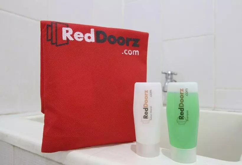 ペンション Reddoorz Near Borobudur Temple