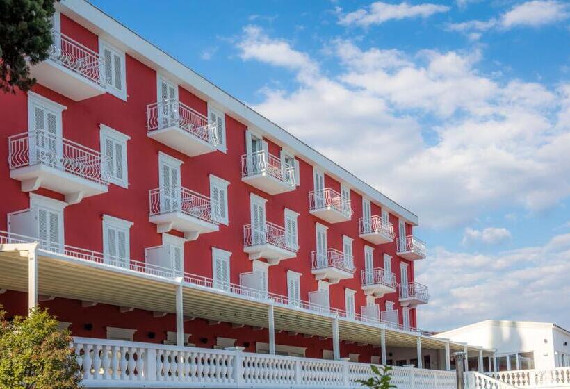 אתר נופש Aminess Bellevue