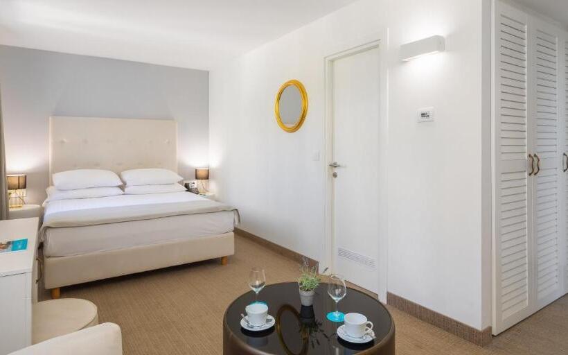 אתר נופש Aminess Bellevue