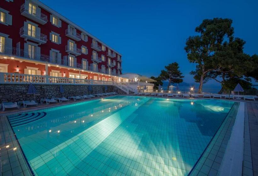 אתר נופש Aminess Bellevue