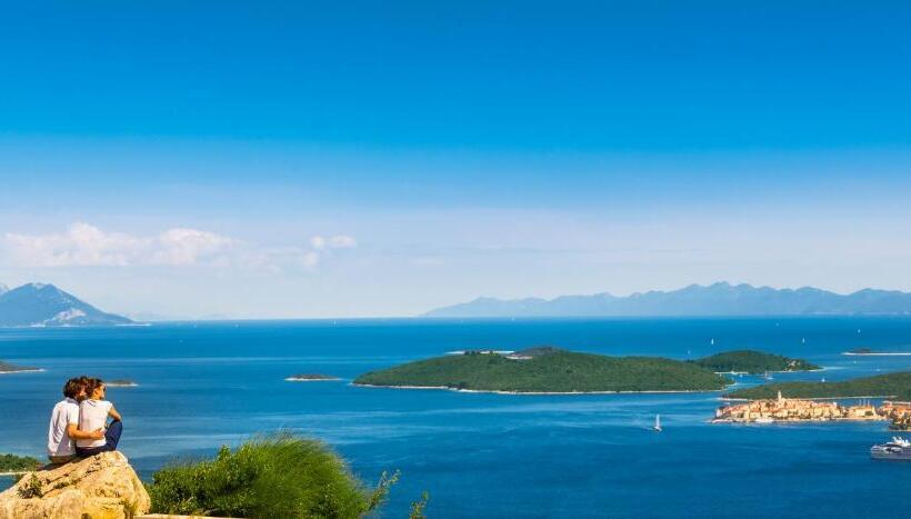 אתר נופש Aminess Bellevue