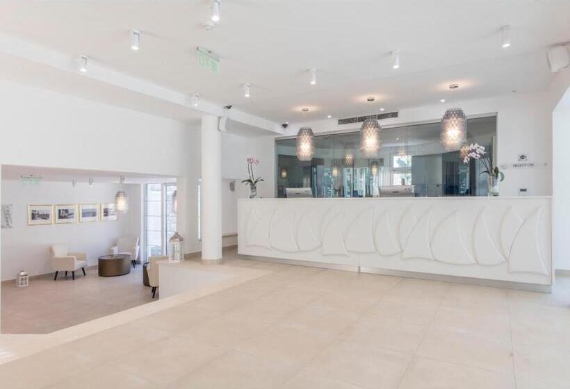 אתר נופש Aminess Bellevue